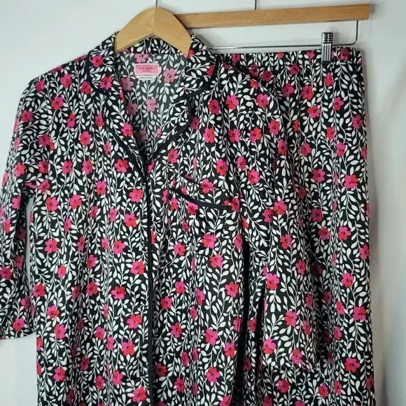 Kate Spade- Women's 2 piece Floral pajama set- size small - Picture 2 of 8